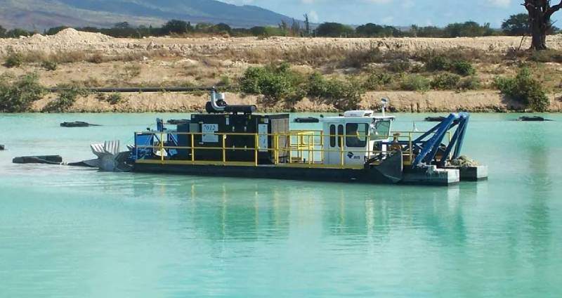 hydraulic dredging equipment