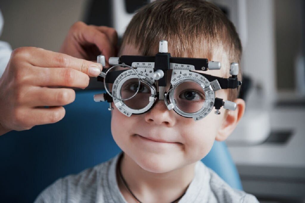 children eye test