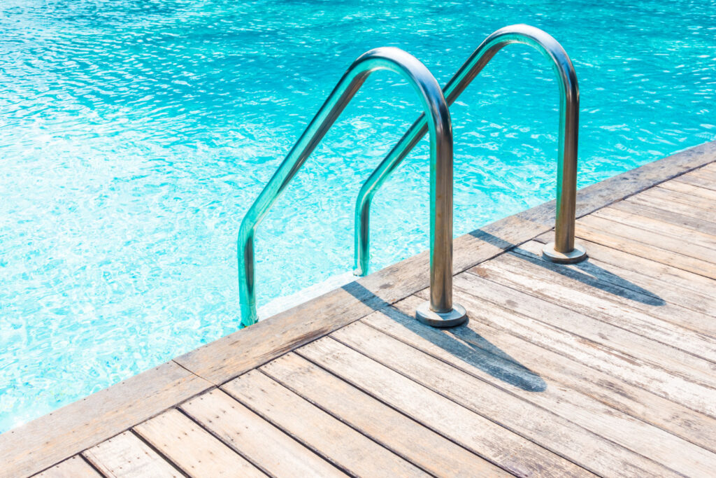Dock Stairs with Handrails vs Boat Deck Steps Safety and Convenience Compared