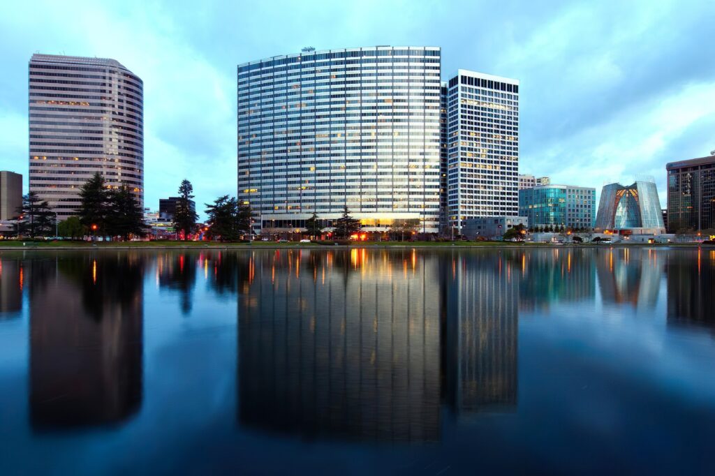 adu oakland