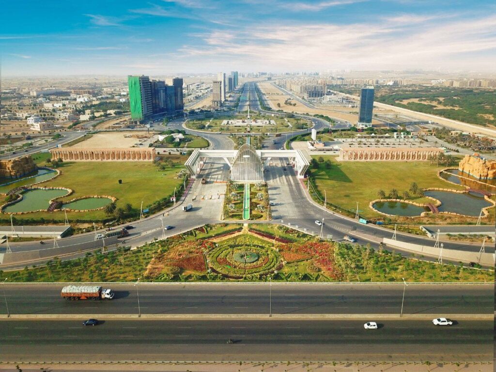 125-yard plots in DHA City Karachi