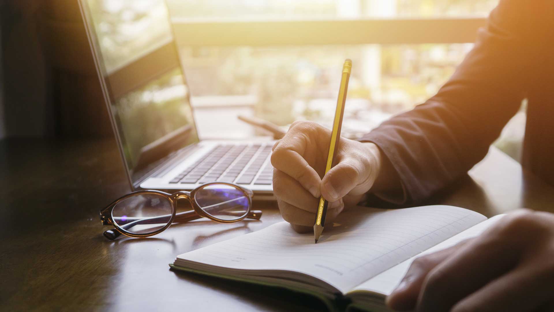 Autobiography Ghostwriting - 10 Ways for Choosing the Right Services