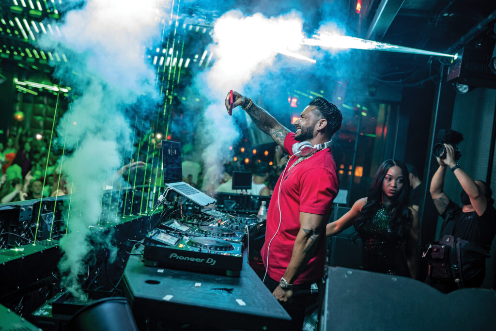 How Early Should You Book A Dj For Seasonal Events