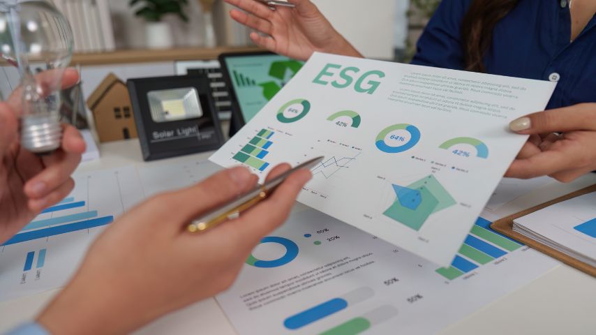 Why Corporate ESG Strategies in Malaysia Need Experienced Consultants
