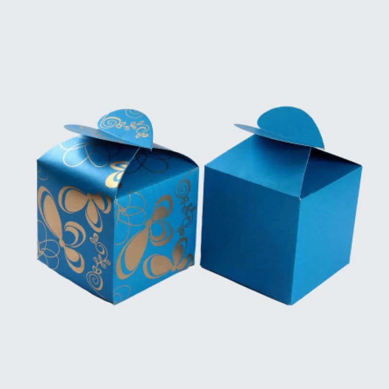 Custom favour boxes and wedding favour boxes arranged beautifully for party guests and special celebrations