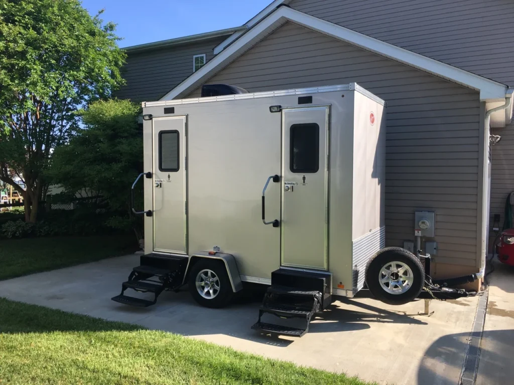 Luxury portable toilet rentals
